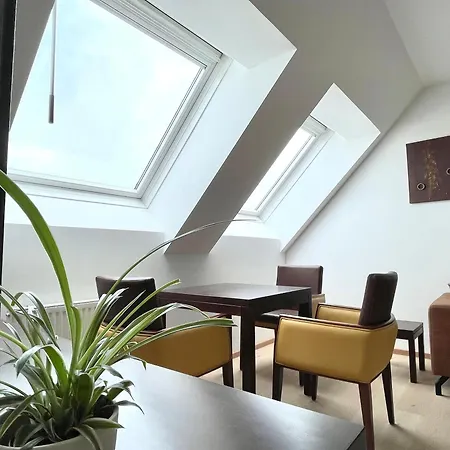 Reinisch * Schwechat