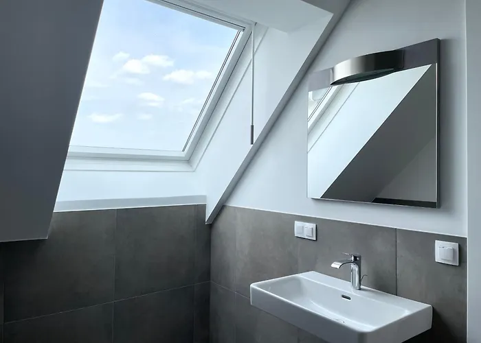 Reinisch Apartment *